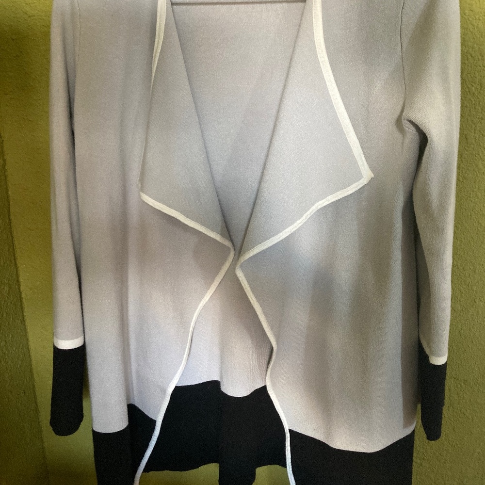 Color Block Swing Cardigan